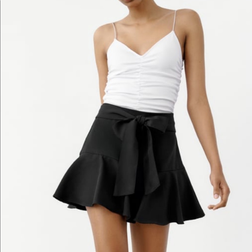 Zara mini skirt small